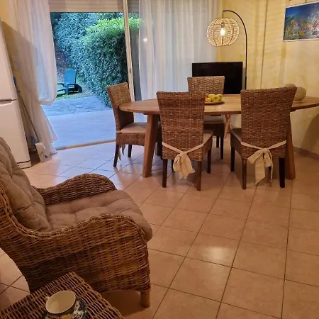 Le Jardin De Bonporteau Apartment